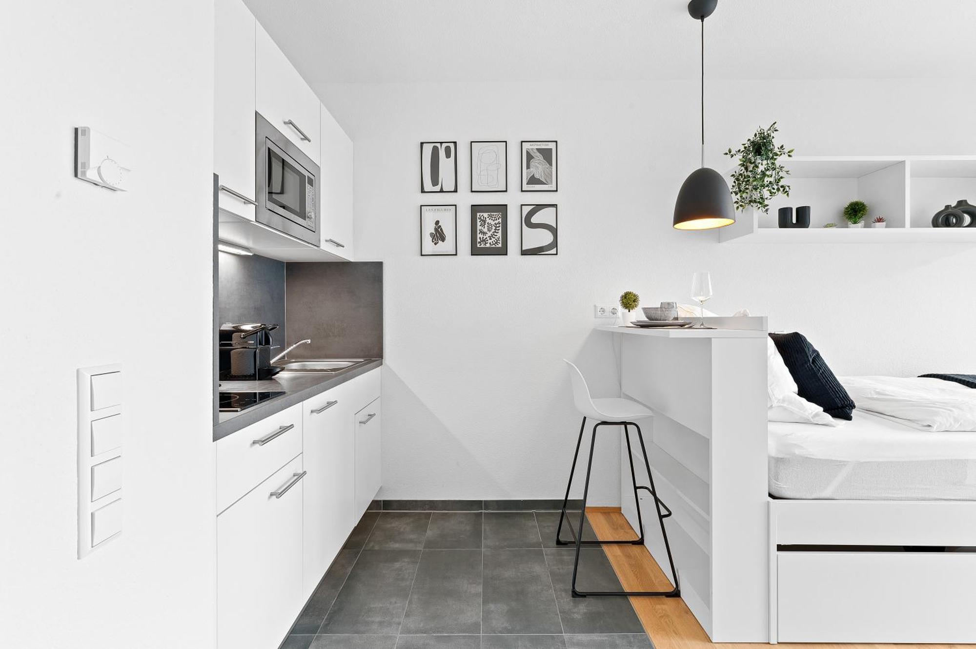 Modern, Zentral, Homeoffice, Netflix Pforzheim Buitenkant foto